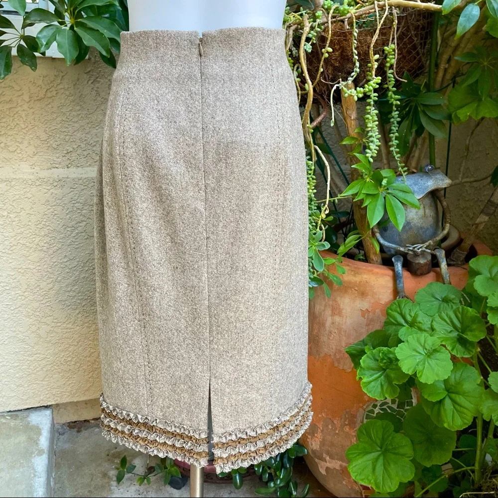 New multicolored SoCa St. John wool skirt
